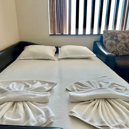 Cozy For 5 People In Royal Мініготель Сонячний Берег
