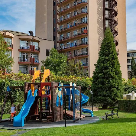 Cozy For 5 People In Royal Мініготель Сонячний Берег